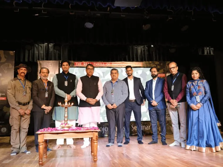 Photojournalists and attendees at the Jaipur Photojournalism Seminar