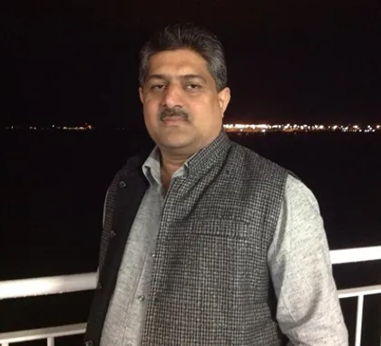 Portrait of Hemjeet Maloo