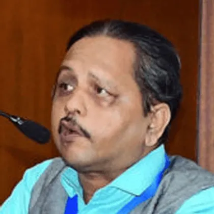 Portrait of Shailesh Raval